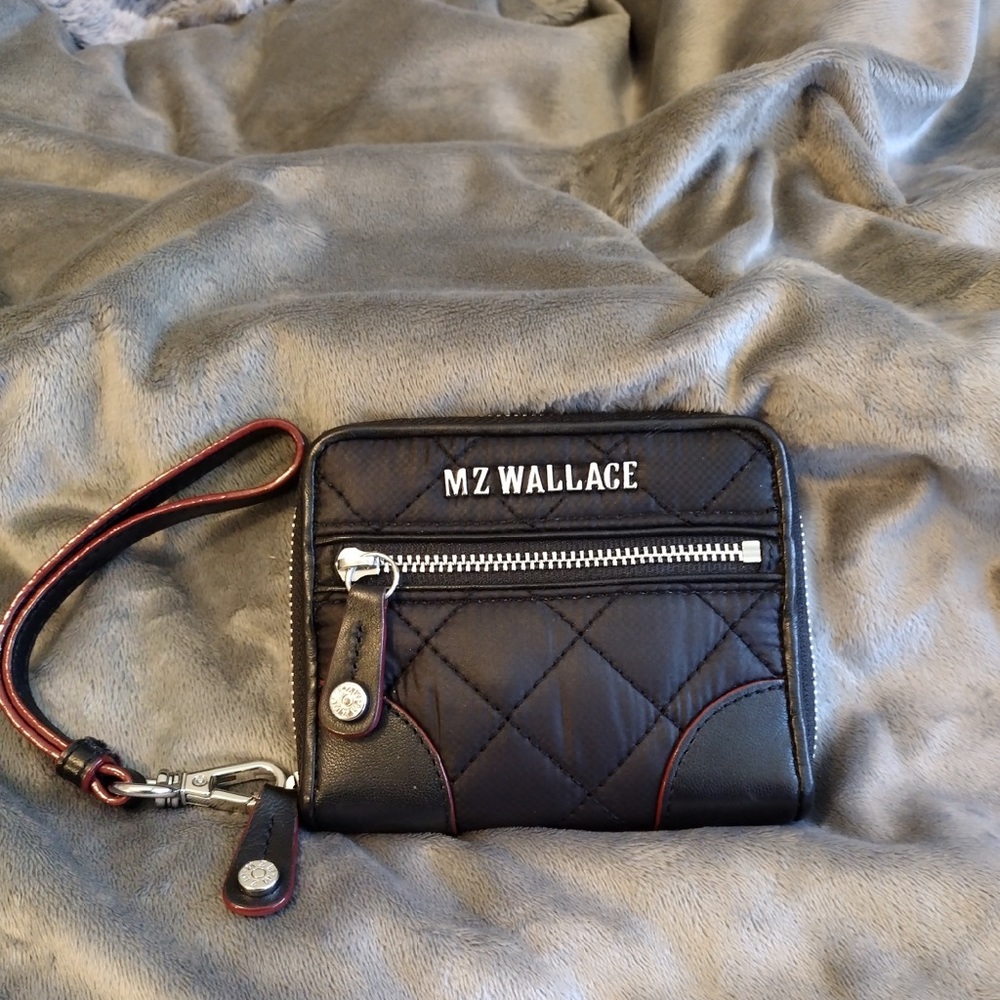 Mz Wallace wallet